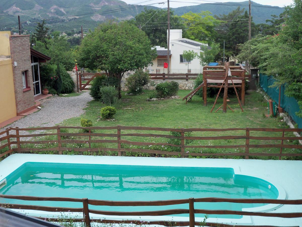 Cabanas El Dominador La Falda Exterior foto